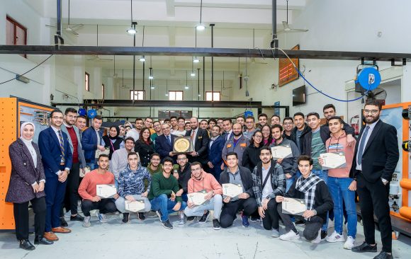 Faculty of Engineering students visit Egyptian Company for the Development of Educational Technologies and Technology “BEDO”